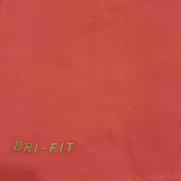 Nike - Picture 3 of 3